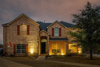 818 Whitley Ct, Kennedale, TX 76060