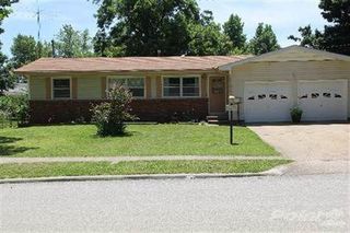 528 E  Greenwood St, Springfield, MO 65807