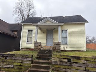 106 W  Front St, New Carlisle, IN 46552
