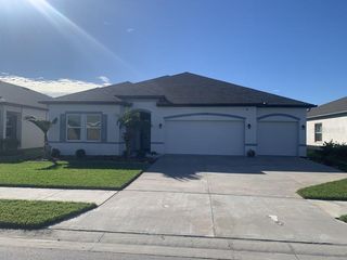 2526 Sand Gables Trl, Bradenton, FL 34208