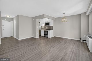 5500 Friendship Blvd #1121N, Chevy Chase, MD 20815