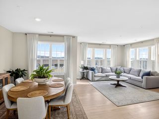 4206 Peters Farm Way #206, Westborough, MA 01581