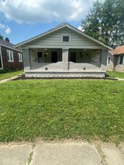 1206 N  Gladstone Ave, Indianapolis, IN 46201