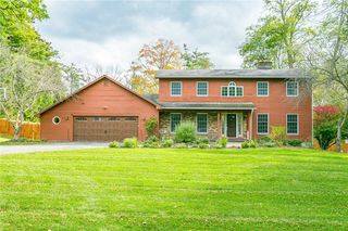 7177 Lane Rd, Victor, NY 14564