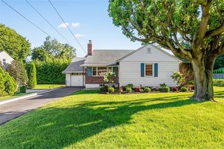 2 Argyle Road, Port Chester, NY 10573