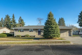 5934 N  Moore St, Spokane, WA 99205