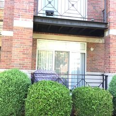 2215 175th St #2B, Lansing, IL 60438