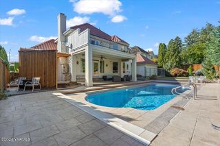 413 N  68th Ave, Yakima, WA 98908