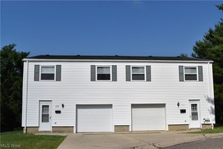 128 & B Orchard Dr #A, Saint Clairsville, OH 43950
