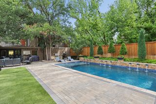 3203 Hawthorne Dr, Amarillo, TX 79109