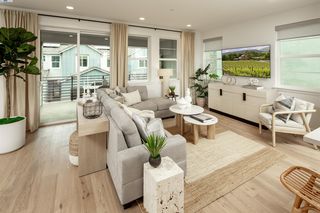 156 Compass Dr, Napa, CA 94558