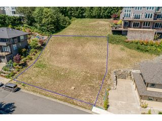 NW Riggs Dr, Portland, OR 97229