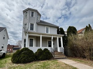 1430 36th St, Rock Island, IL 61201