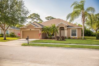 3920 Caparosa Cir, Melbourne, FL 32940