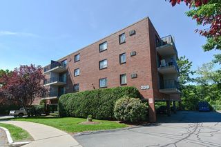209 Riverview Ave #20, Newton, MA 02466