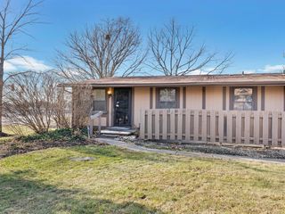 5839 Red Apple Rdg, Columbus, OH 43232