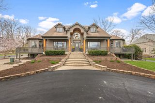 35W768 Wood Lane St, Saint Charles, IL 60175