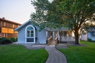 248 Killarney Beach Rd, Bay City, MI 48706