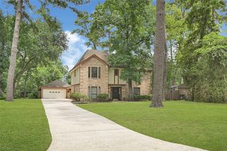 17612 Fairway Oaks Dr, Spring, TX 77379