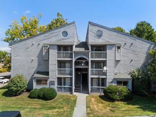 509 Sunridge Dr #E, Blacksburg, VA 24060