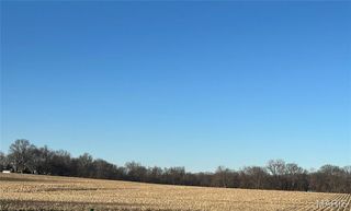 2273 Staunton Rd, Troy, IL 62294