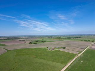 1202 County Road 438, Thorndale, TX 76577