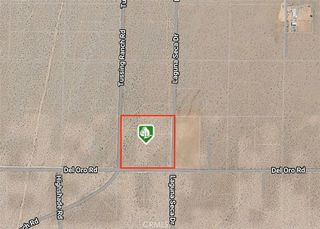 Laguna Seca Dr, Apple Valley, CA 92308