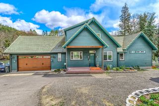 22620 Highway 62, Shady Cove, OR 97539