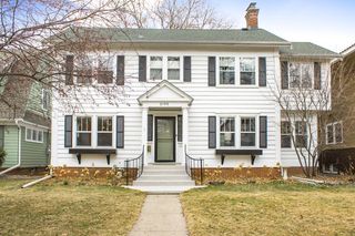 2195 Princeton Ave, Saint Paul, MN 55105