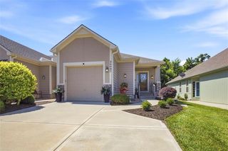34097 W  90th Cir, De Soto, KS 66018