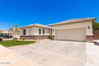 2606 W APOLLO Road, Phoenix, AZ 85041