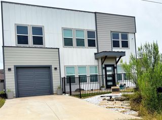 10613 Knob Hl, Dripping Springs, TX 78620