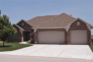 624 N  Maplewood Hills Rd, Nixa, MO 65714