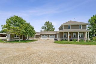 16267 Yankee Ave, Cresco, IA 52136