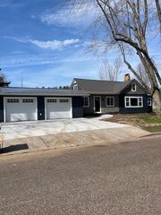 228 E Oak Street, Cadott, WI 54727