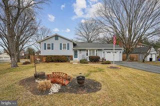 18637 Calypso Pl, Gaithersburg, MD 20879