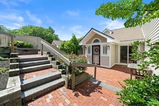 85 Algonquin Rd, Newton, MA 02467