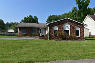 302 Hillview Ln, South Pt, OH 45680