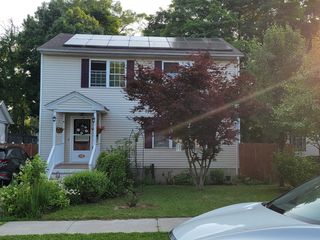 142 Jasper St, Springfield, MA 01109