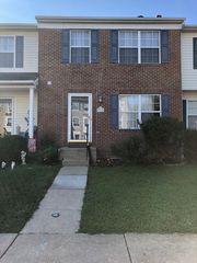 8165 Woodland Ln, Chesapeake Beach, MD 20732