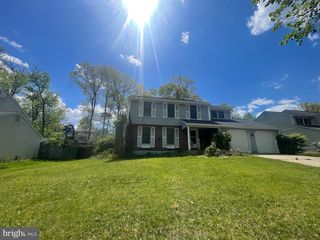 6508 Wood Stream Dr, Lanham, MD 20706