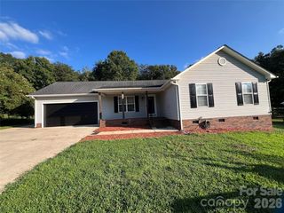 1129 Lyndsey Brooke Ct, Lincolnton, NC 28092