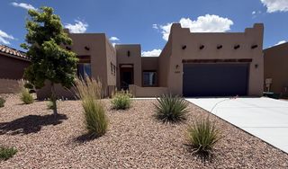 4689 Lluvia Encantada, Santa Fe, NM 87507