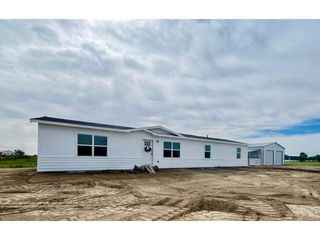 2420 County Road 4, Wiggins, CO 80654