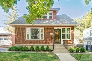112 Liberty St, Dundee, IL 60118