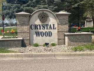 Crystal Wood Trl  E, Flushing, MI 48433