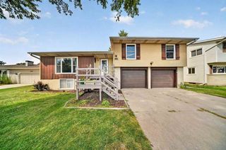 3140 27th Ave, Marion, IA 52302
