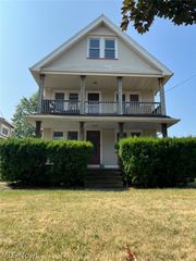 9106 Rosewood Ave, Cleveland, OH 44105