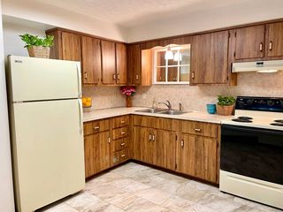 200 Kennedy Dr #6, Archbald, PA 18403