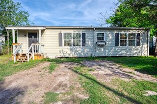 1418 Melbourne Dr, Corpus Christi, TX 78415